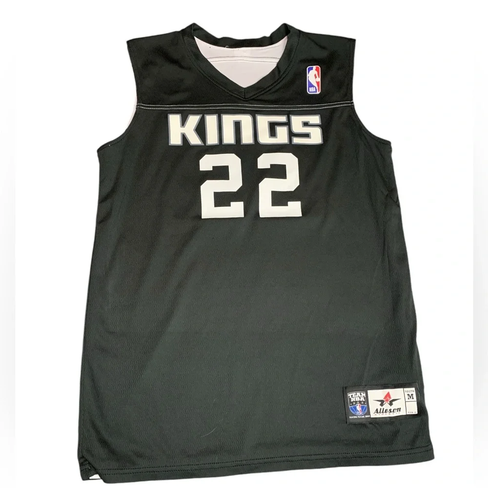 NBA Sacramento Kings Youth Size Medium Reversible Basketball Jersey